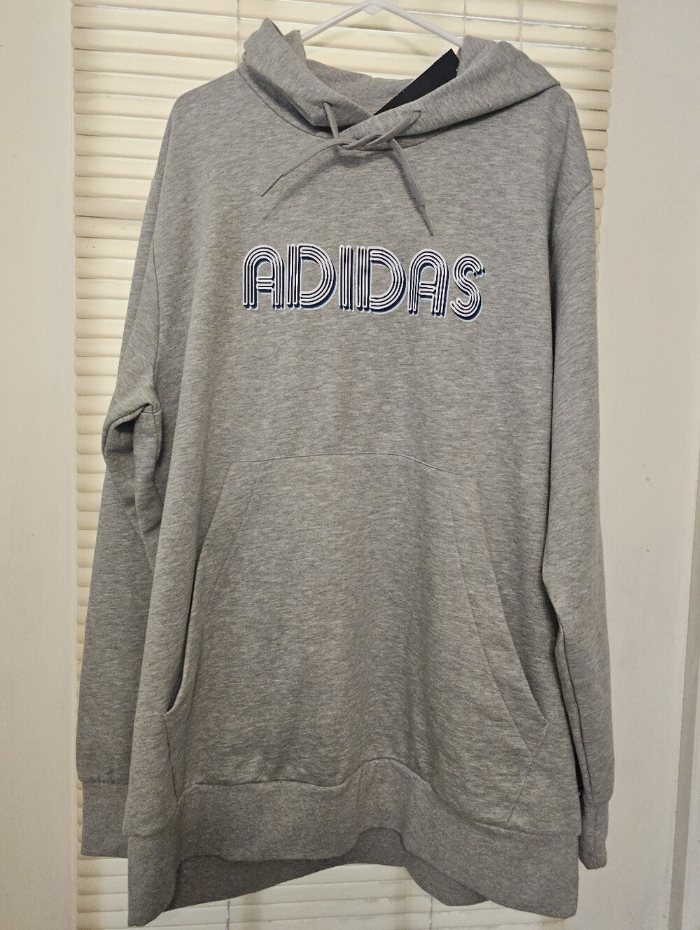 NWT Men's Adidas Graphic Logo Hoodie Grey Heather Pullover Sweatshirt 2XLT NWT